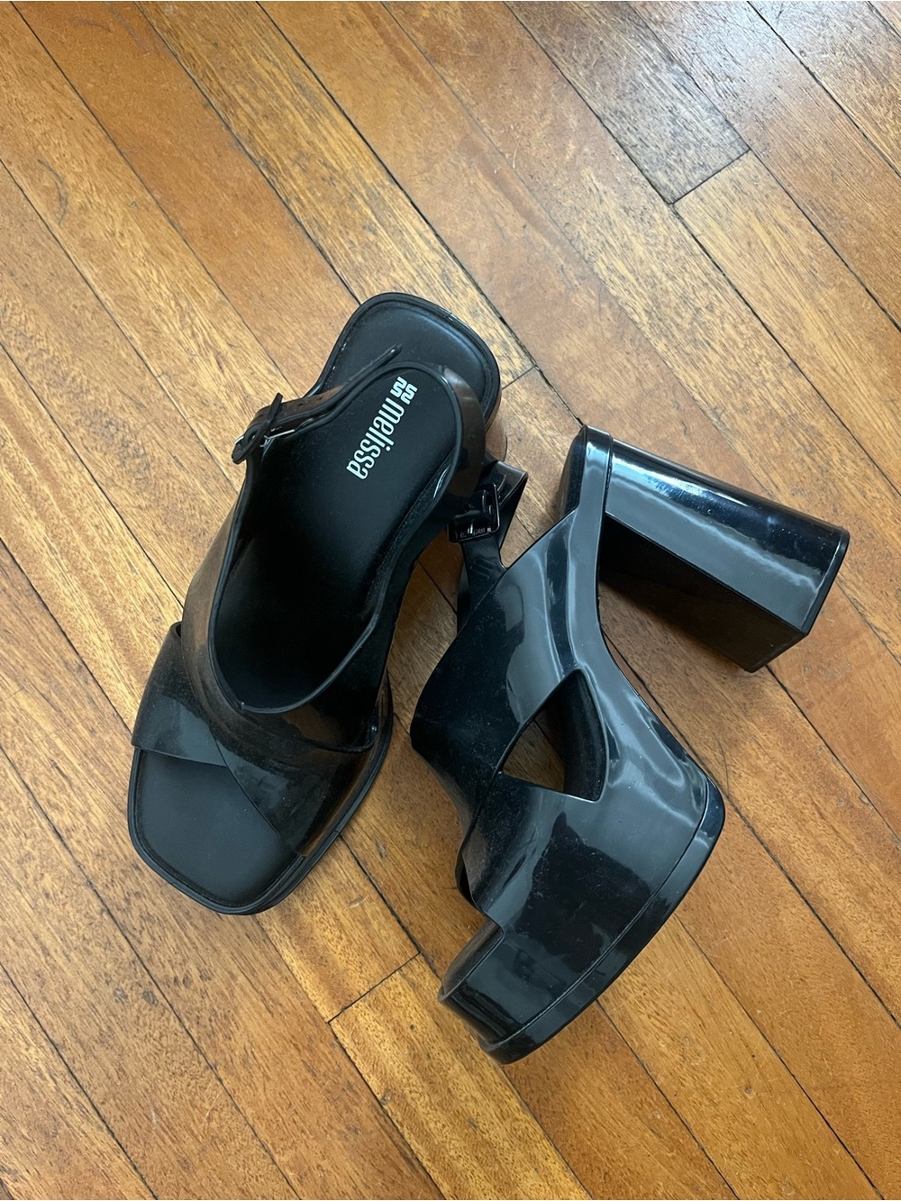 MELISSA RUBBER PLATFORM HEEL